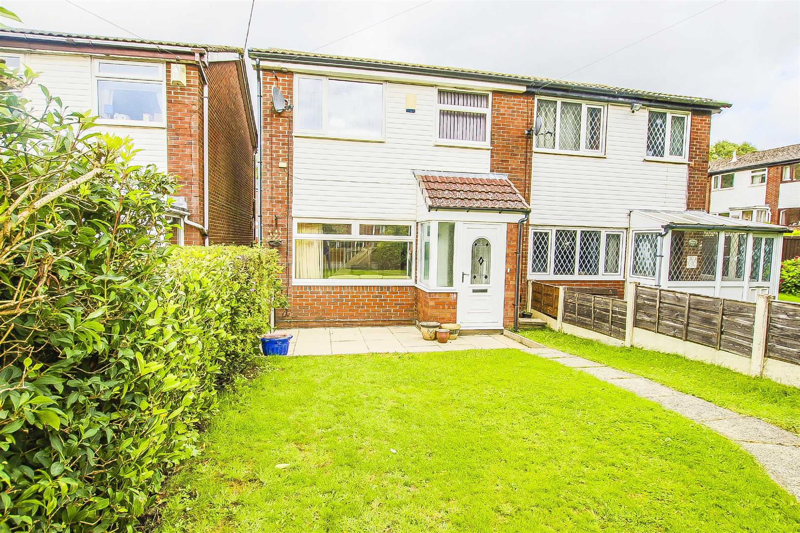 3 Bed Semi-detached House For Sale - Main Image